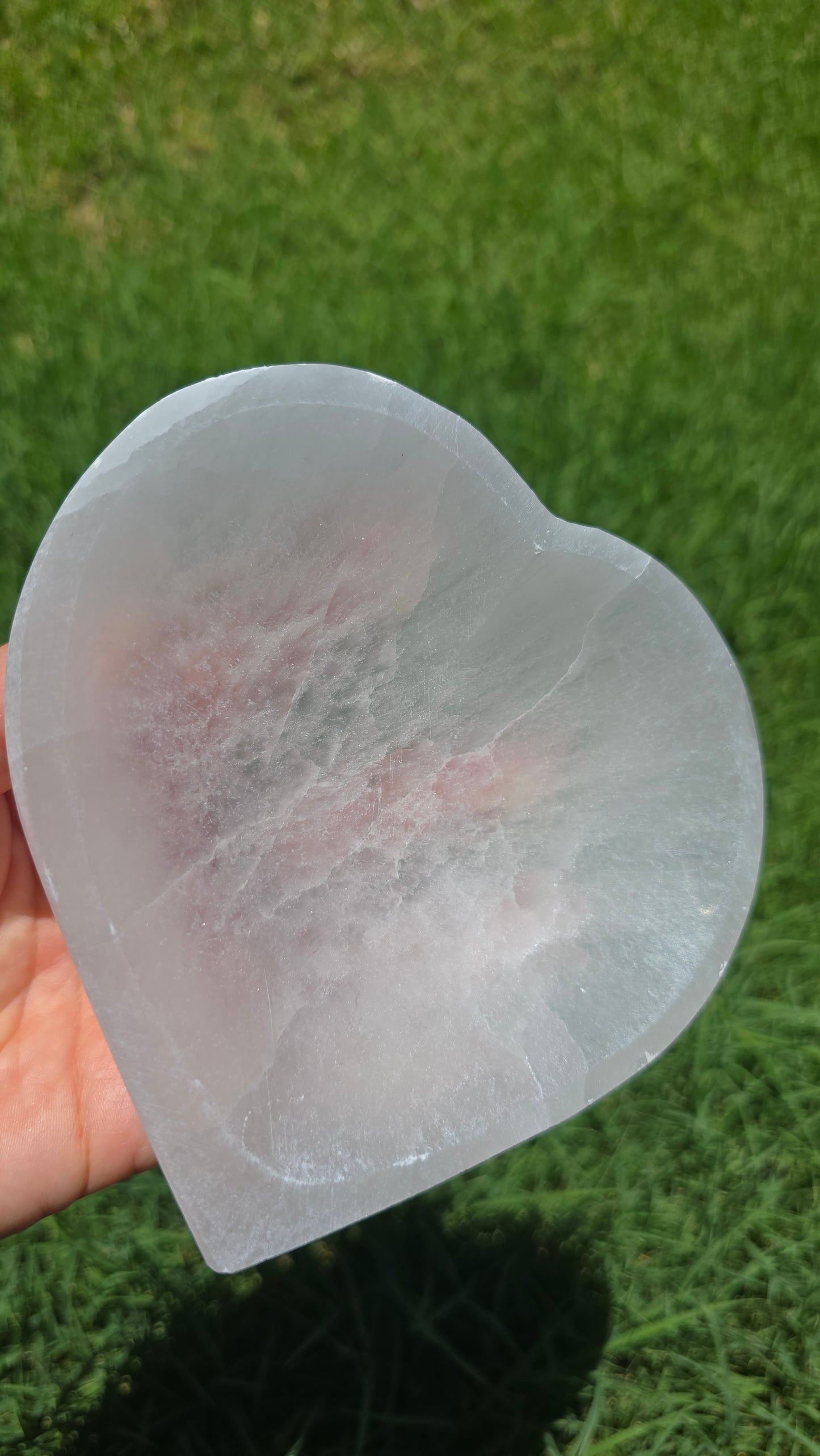 🤍 Heart-Shaped Selenite Bowl
